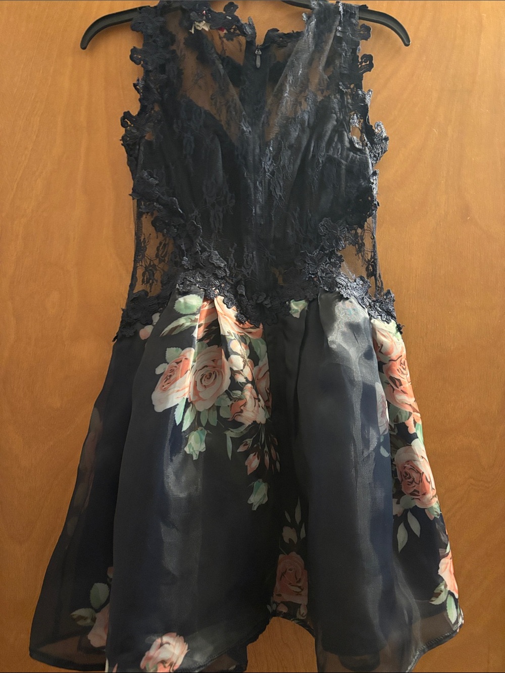 Formal Dress - Picture 8 of 12